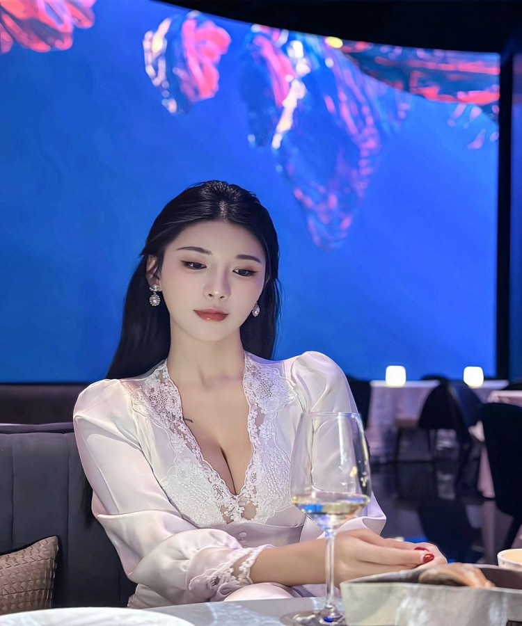 美国大片又大又好看的ppt,免费高清观看